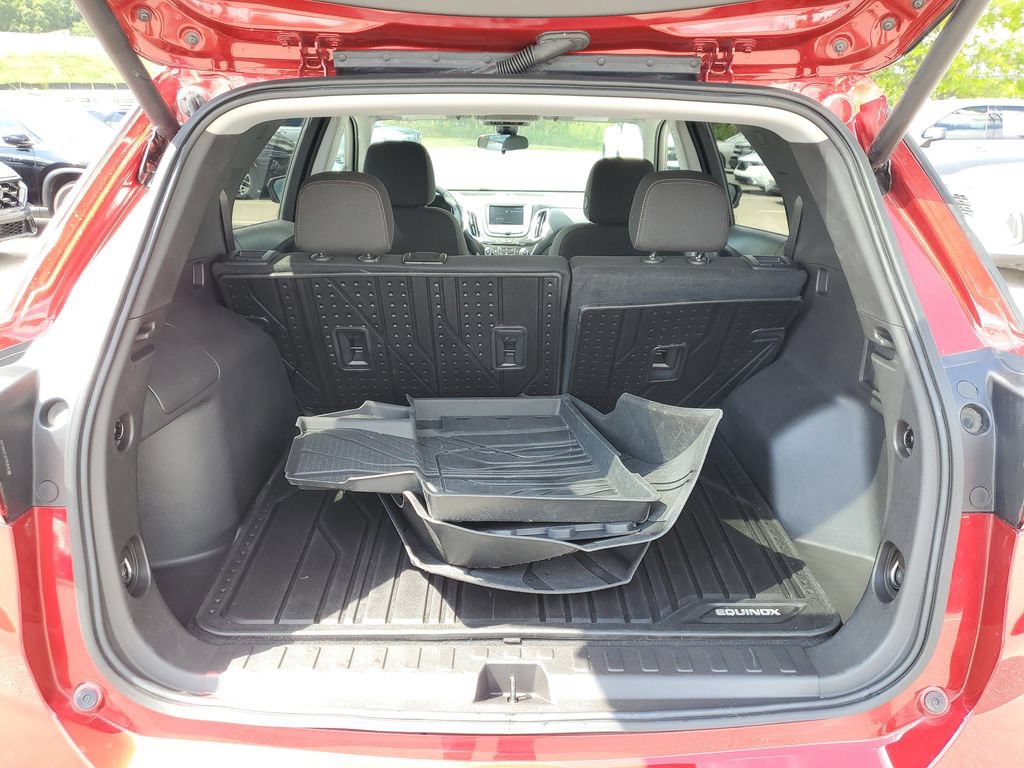 Used 2024 Chevrolet Equinox LT w/ LPO, Floor Liner Package AWD/4WD image 7