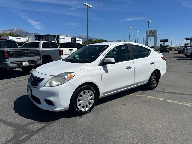 Used 2013 Nissan Versa SV FWD image 6