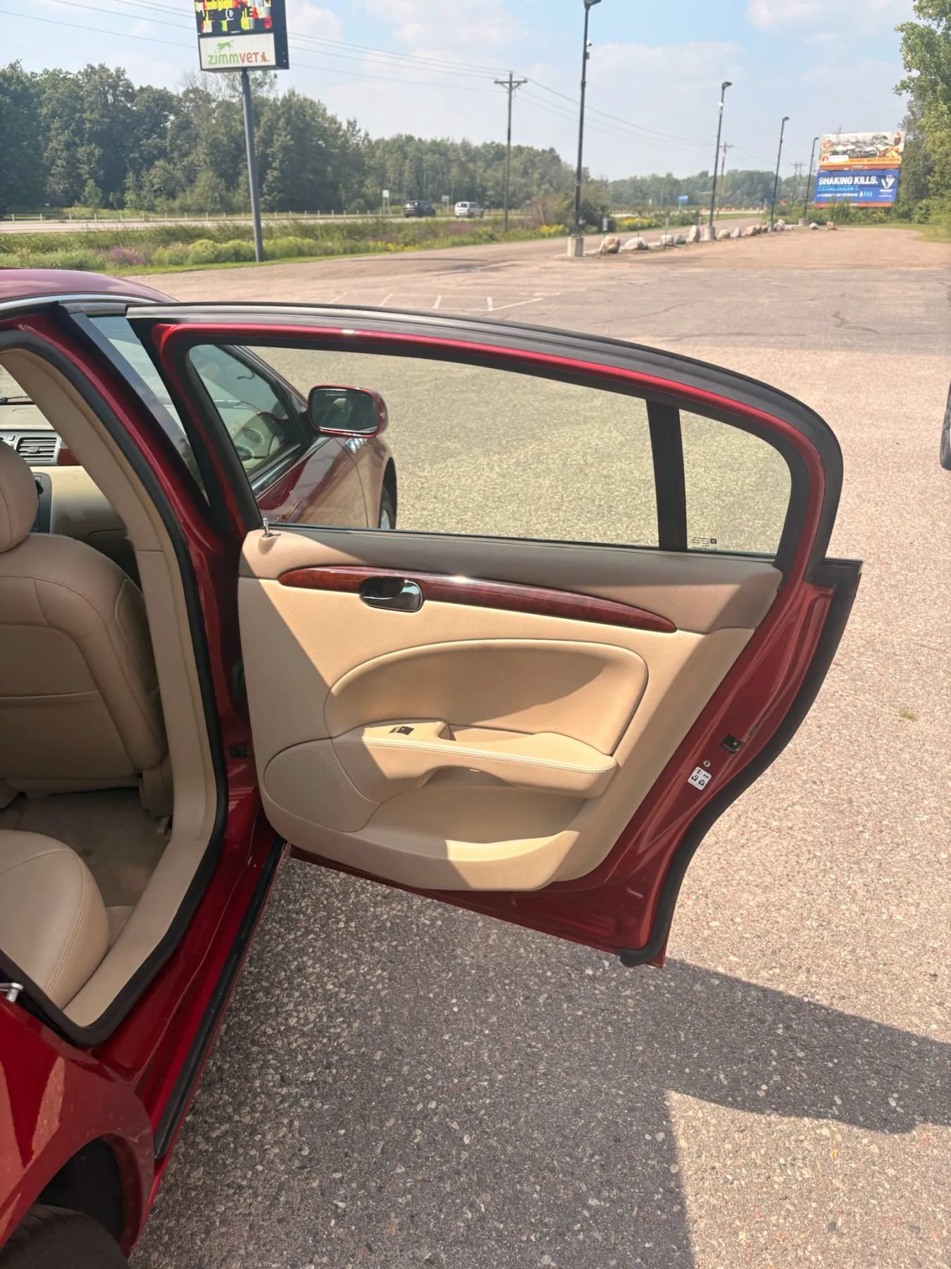 Used 2006 Buick Lucerne CXS w/ Driver Confidence Package FWD image 37