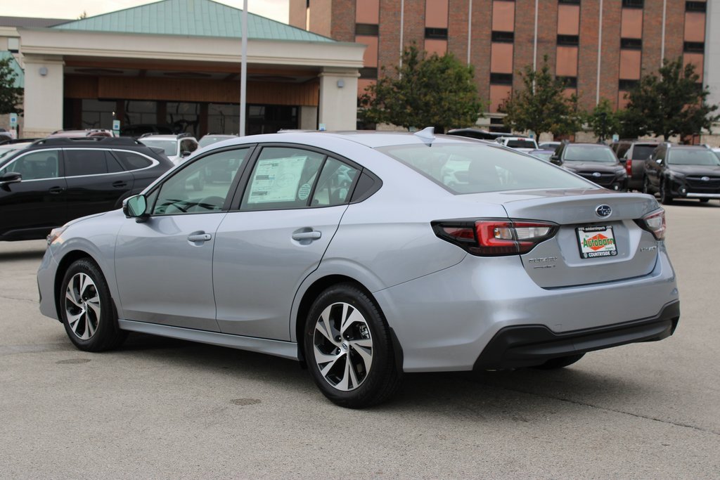 Used 2025 Subaru Legacy Premium image 6