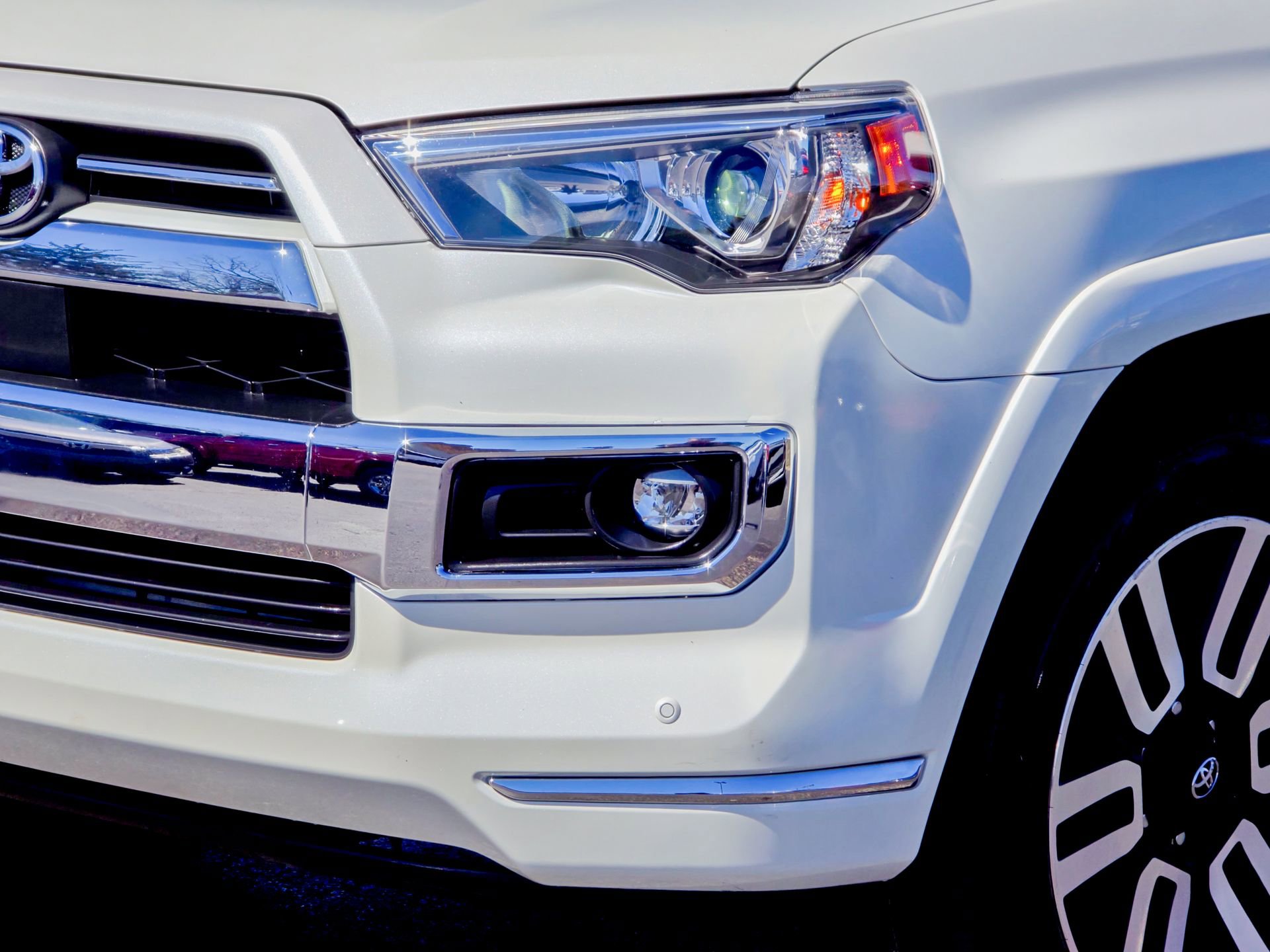 Used 2022 Toyota 4Runner Limited image 5