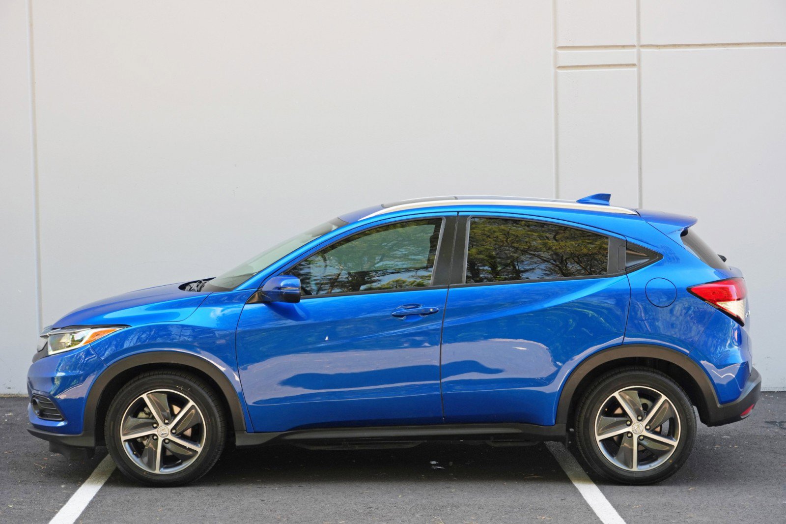 Used 2022 Honda HR-V EX image 43