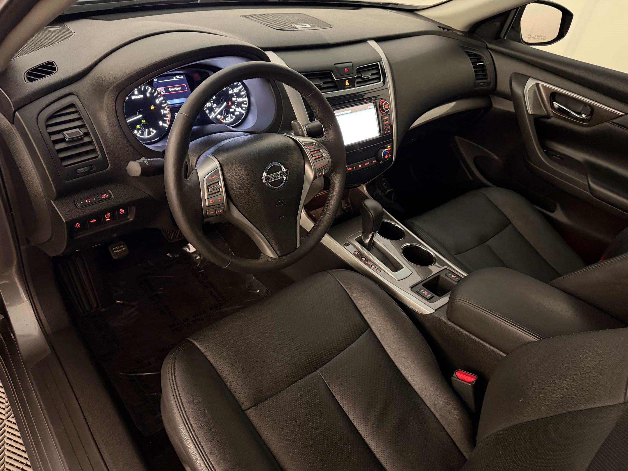 Used 2015 Nissan Altima 3.5 SL FWD image 4