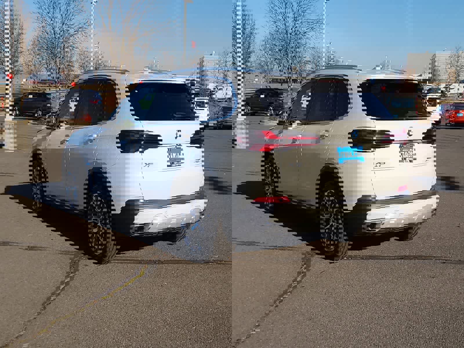 Used 2024 BMW X5 xDrive50e image 12