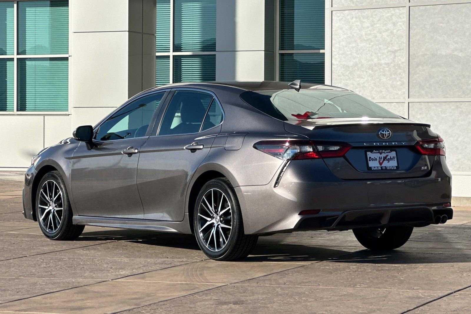 Certified 2024 Toyota Camry SE image 7