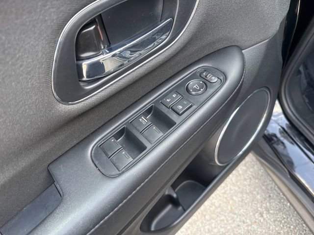 Certified 2022 Honda HR-V EX image 10