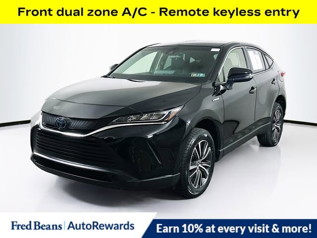 Used 2021 Toyota Venza LE image 3