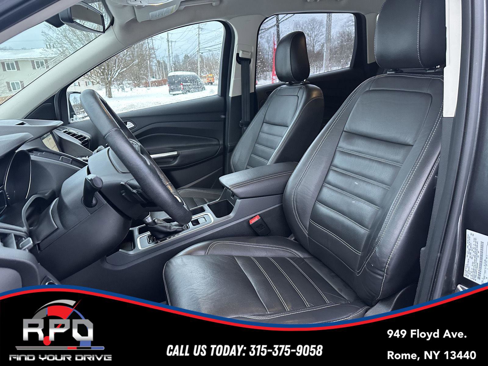 Used 2018 Ford Escape Titanium image 13