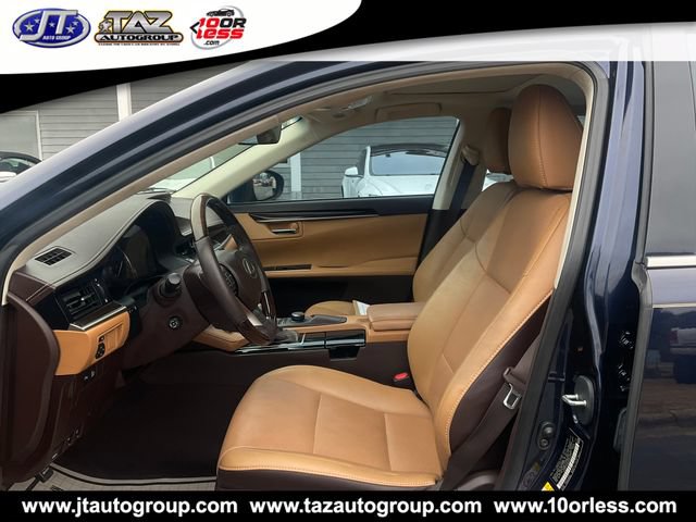 Used 2016 Lexus ES 350 w/ Premium Package w/Wood Trim FWD image 10
