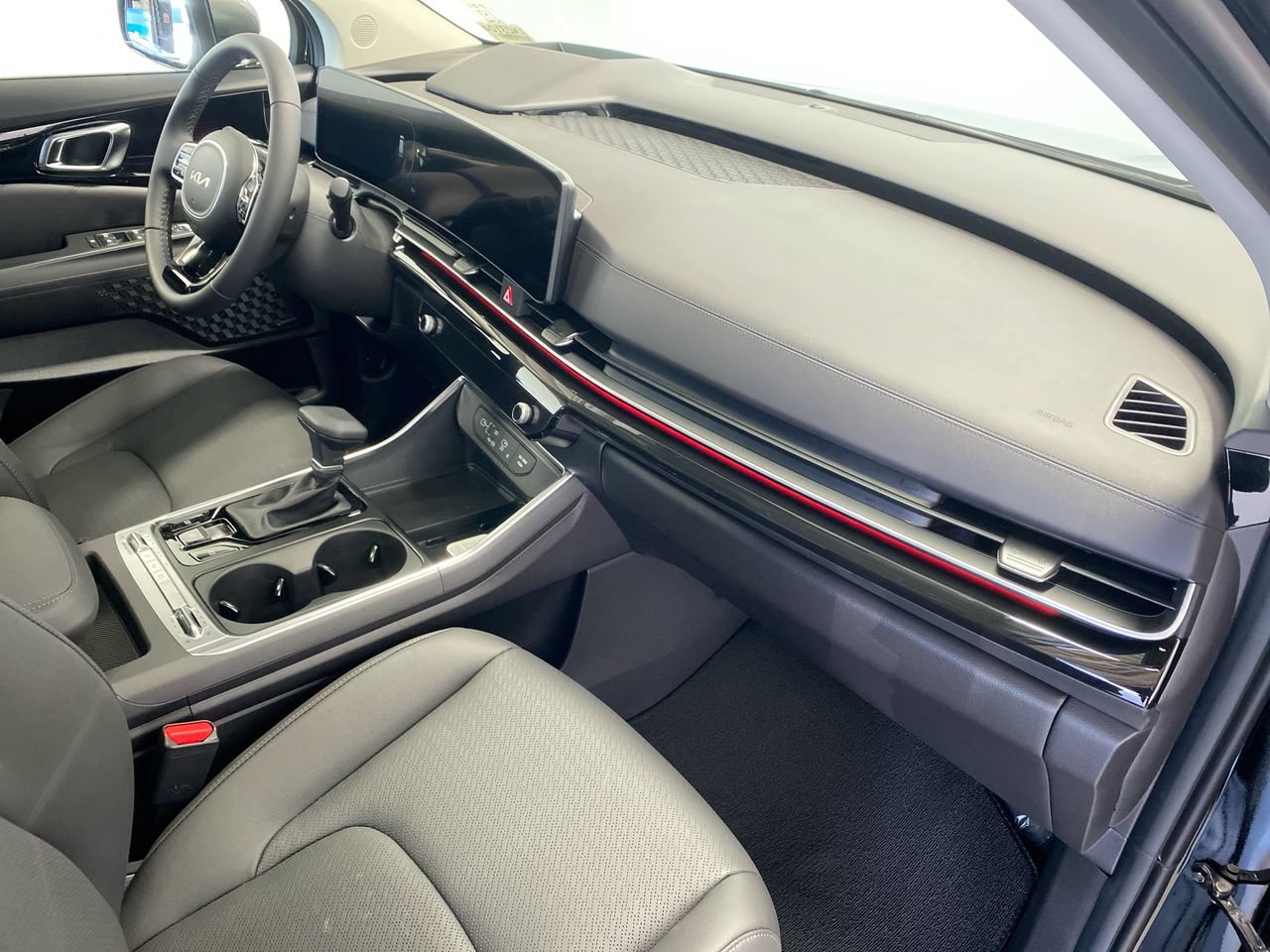 New 2026 Kia Carnival SX Prestige FWD image 31