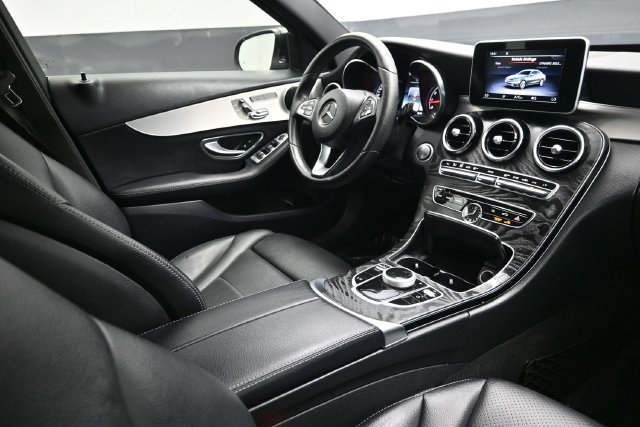 Used 2018 Mercedes-Benz C 300 Sedan image 12