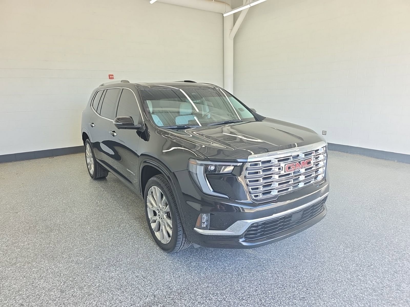 Used 2024 GMC Acadia Denali w/ Super Cruise Package image 7
