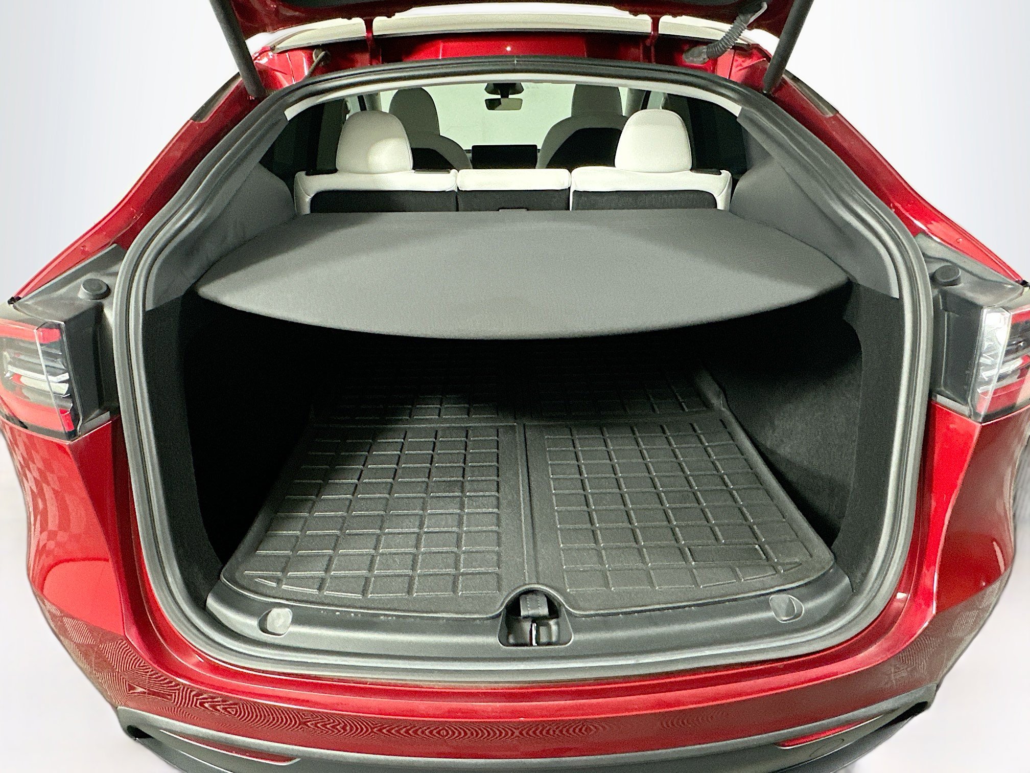 Used 2024 Tesla Model Y Long Range image 27