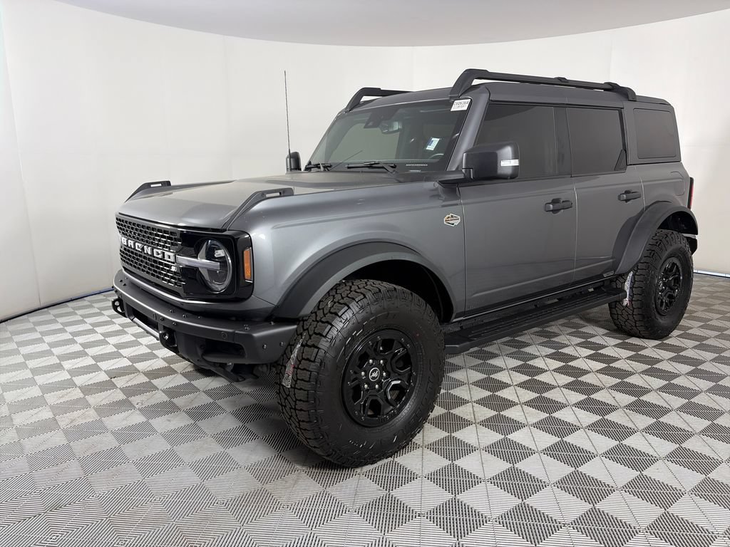 Certified 2023 Ford Bronco Wildtrak AWD/4WD image 3