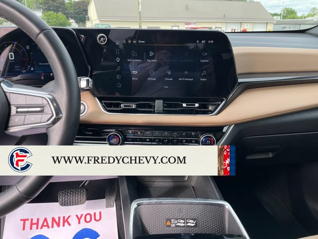 Used 2025 Chevrolet Equinox ACTIV w/ Safety and Technology Package FWD image 20