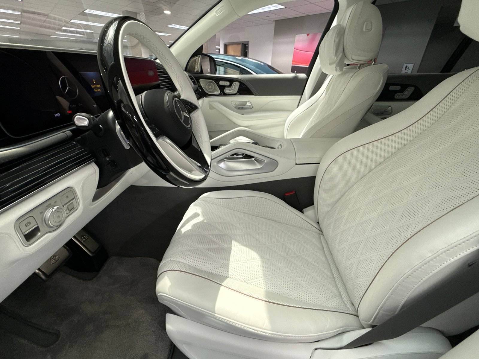 New 2026 Mercedes-Benz Maybach GLS 600 4MATIC image 11