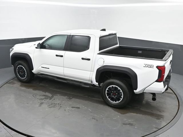 Used 2025 Toyota Tacoma TRD Off-Road AWD/4WD image 40