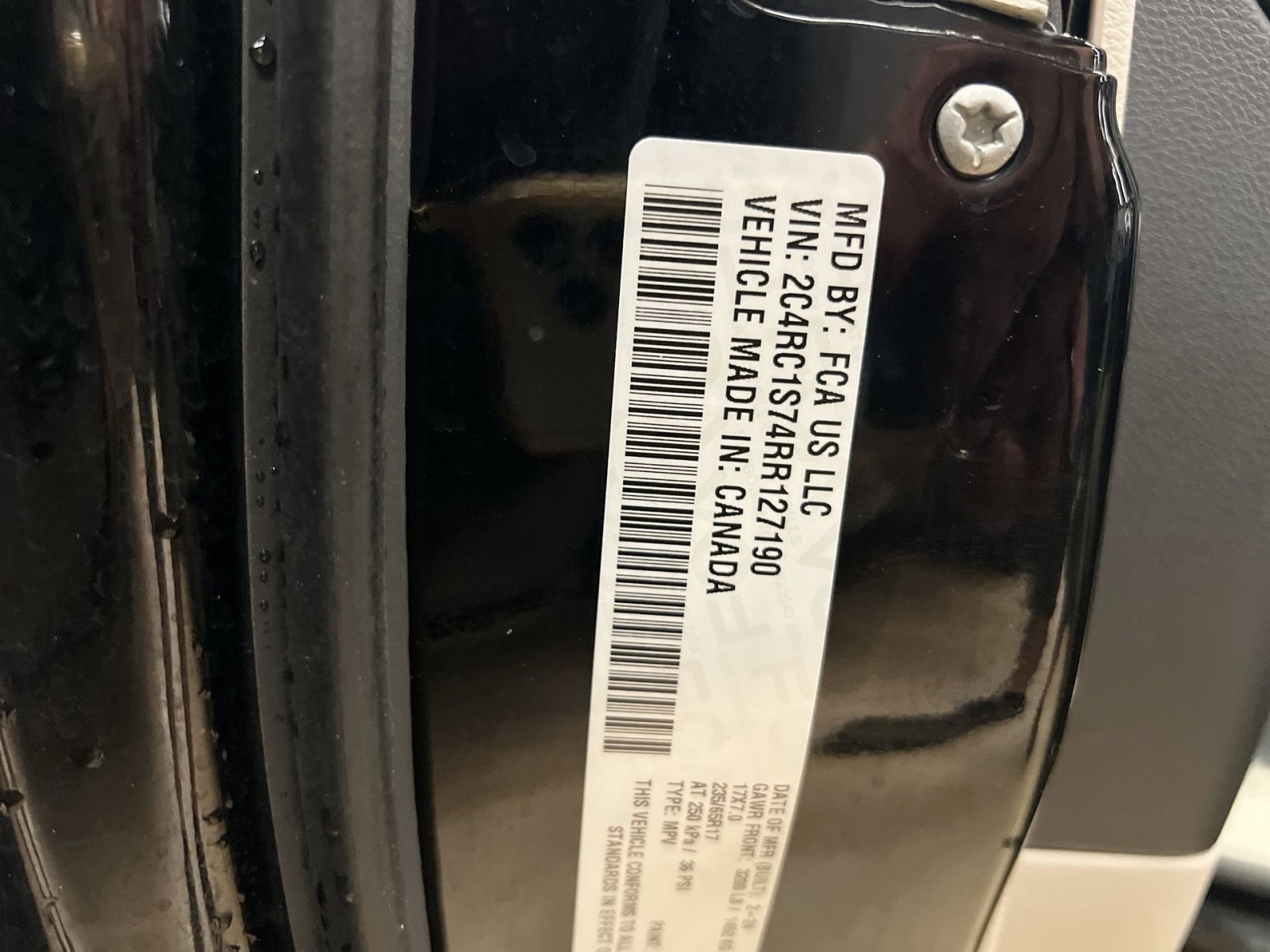 Used 2024 Chrysler Pacifica Select image 27