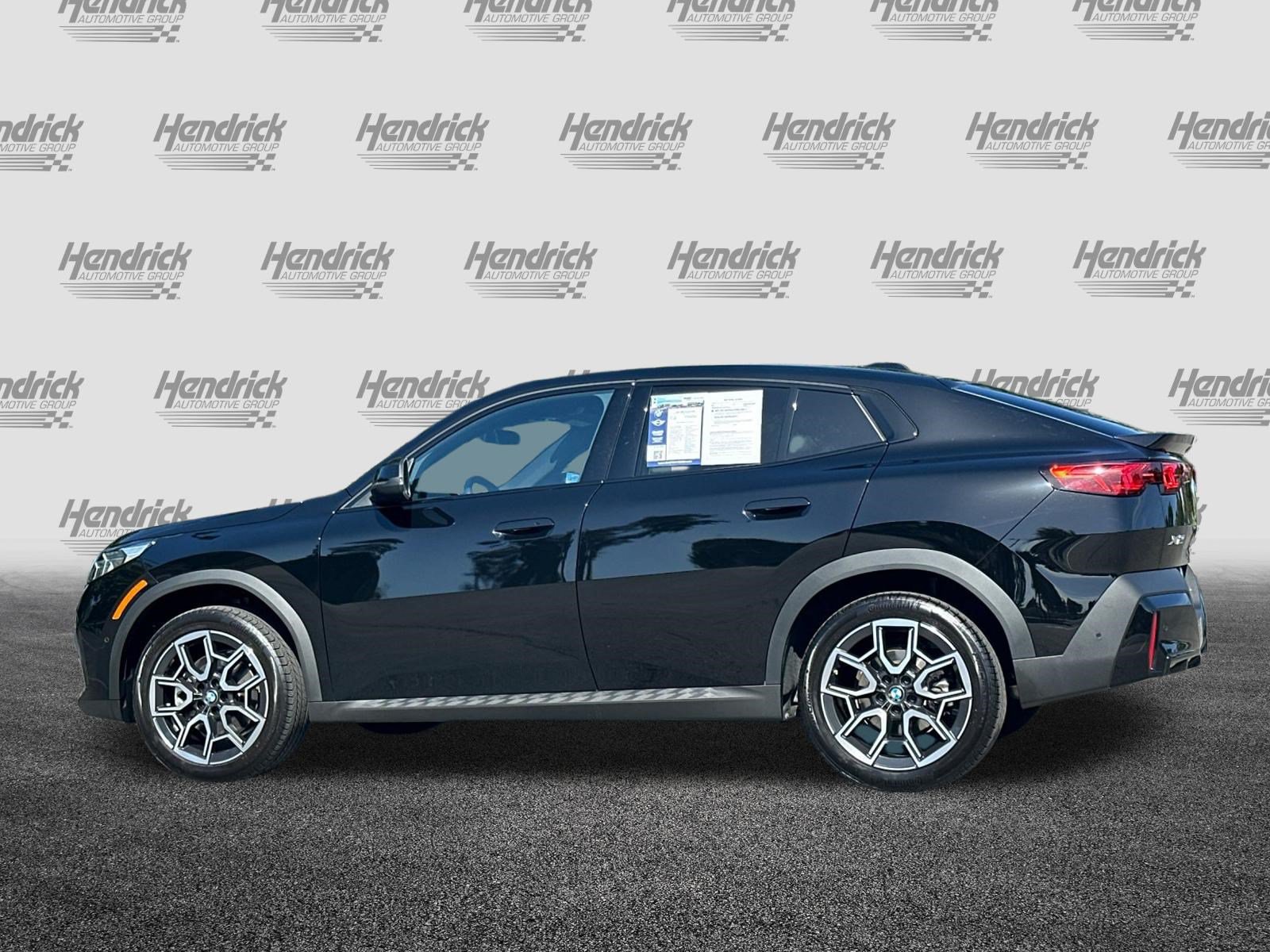 Used 2026 BMW X2 xDrive28i AWD/4WD image 8