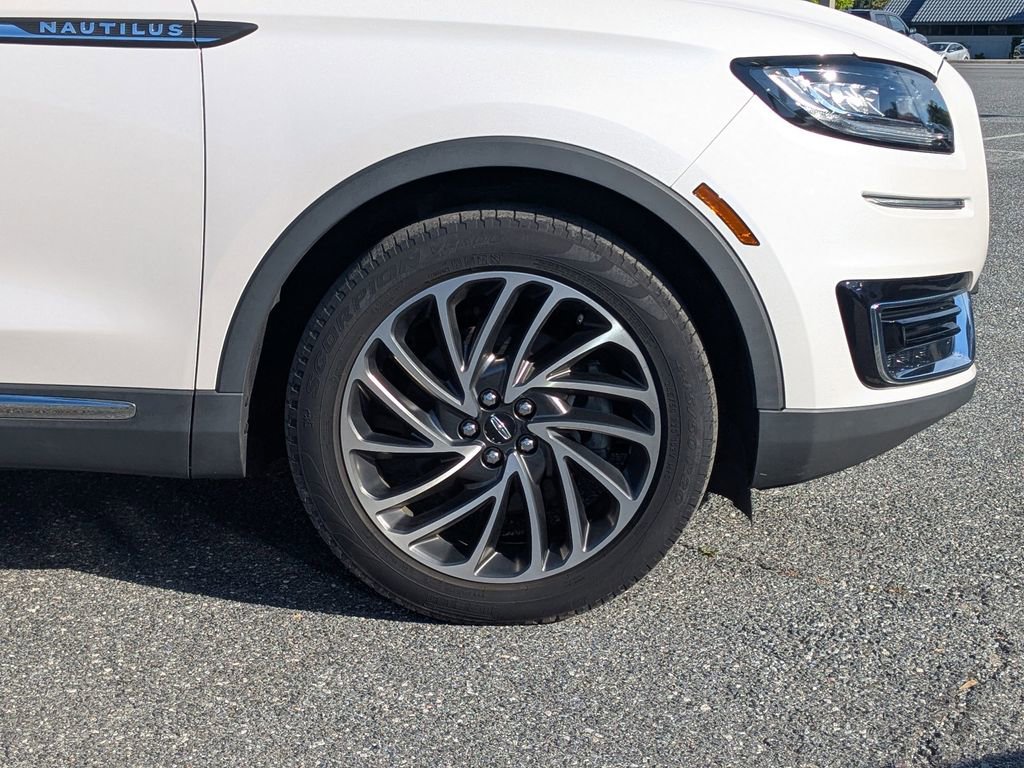 Used 2019 Lincoln Nautilus Reserve AWD/4WD image 10