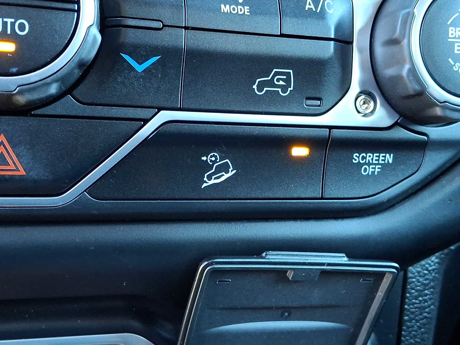 Used 2018 Jeep Wrangler Unlimited Sport S image 24