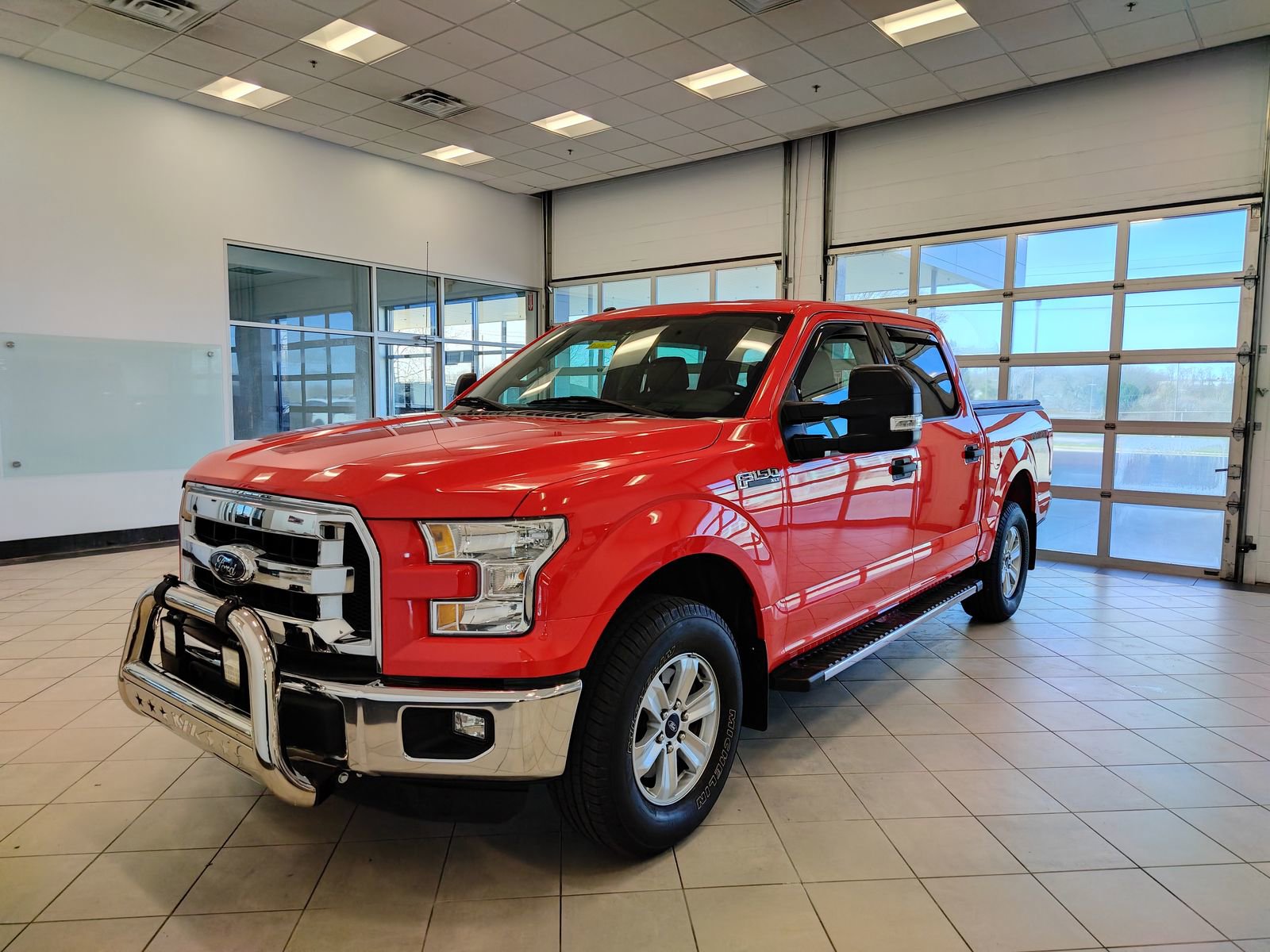 Used 2016 Ford F150 XLT image 8