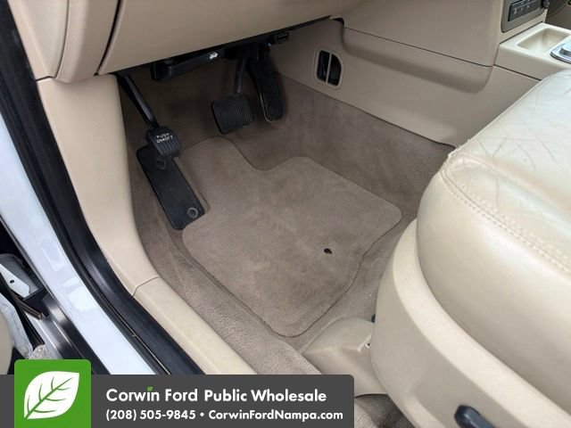 Used 2005 Ford Freestyle SEL AWD/4WD image 25
