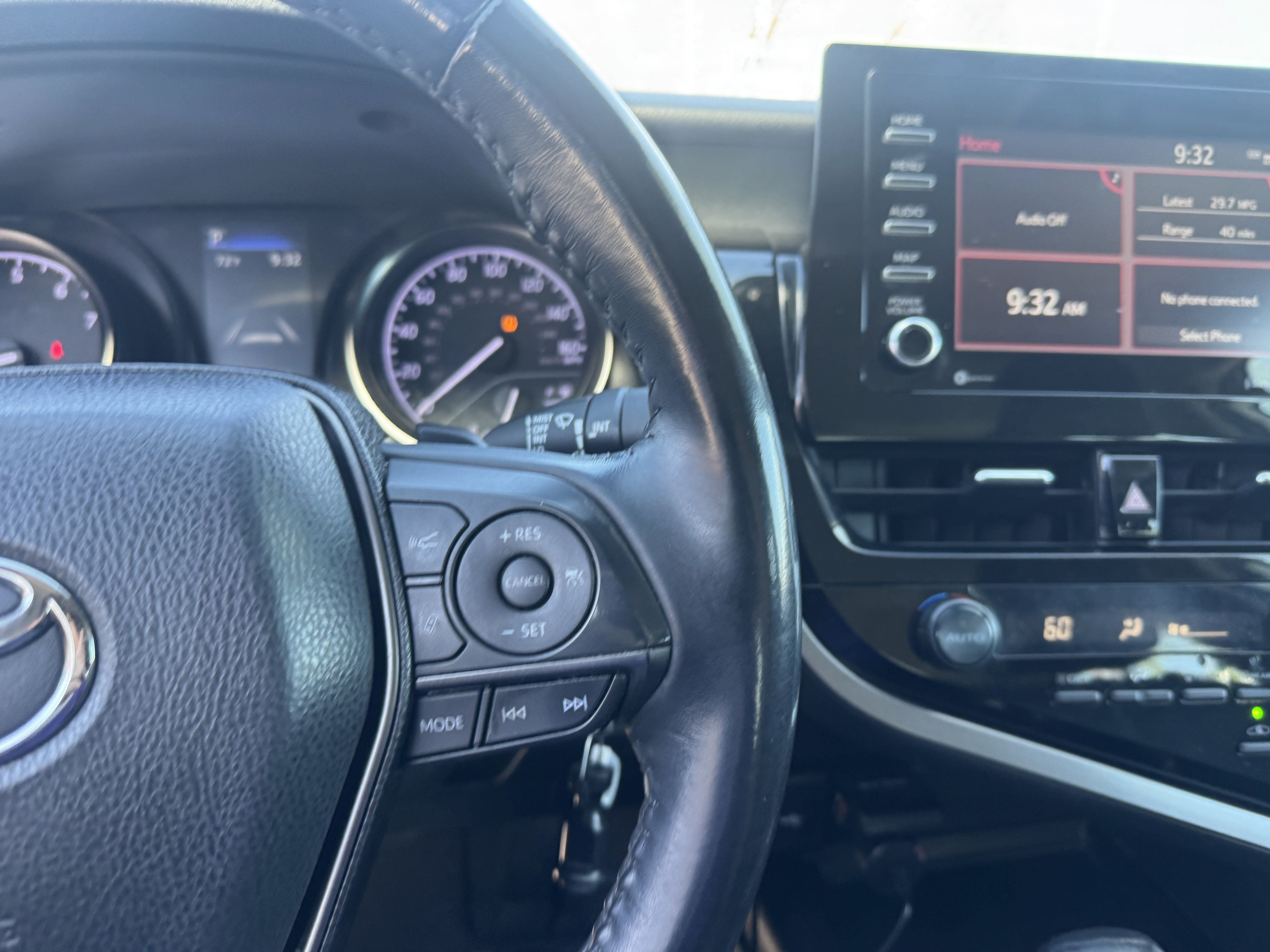 Certified 2021 Toyota Camry SE FWD image 32