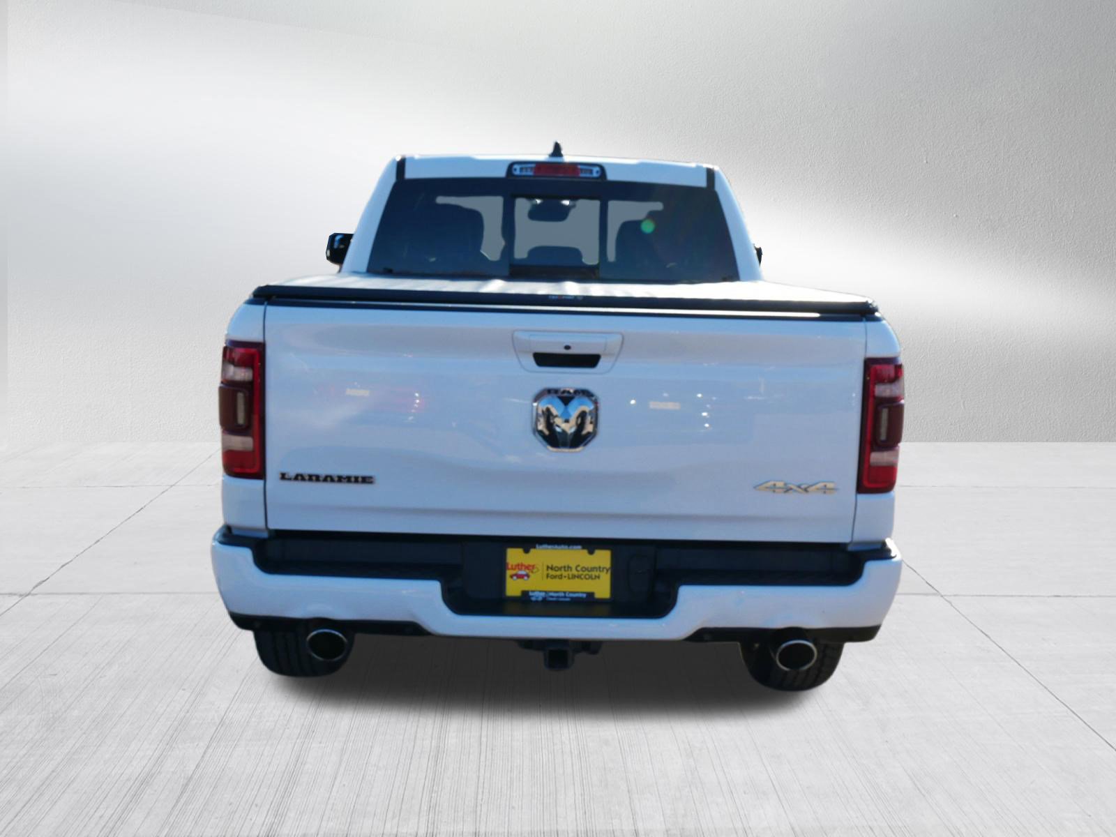 Used 2023 RAM 1500 Laramie AWD/4WD image 6