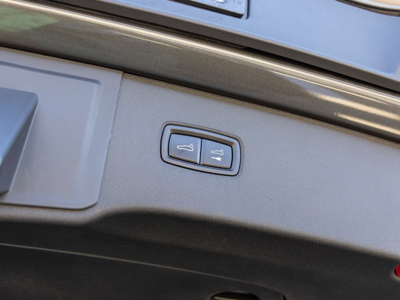 Certified 2024 Porsche Cayenne S AWD/4WD image 52
