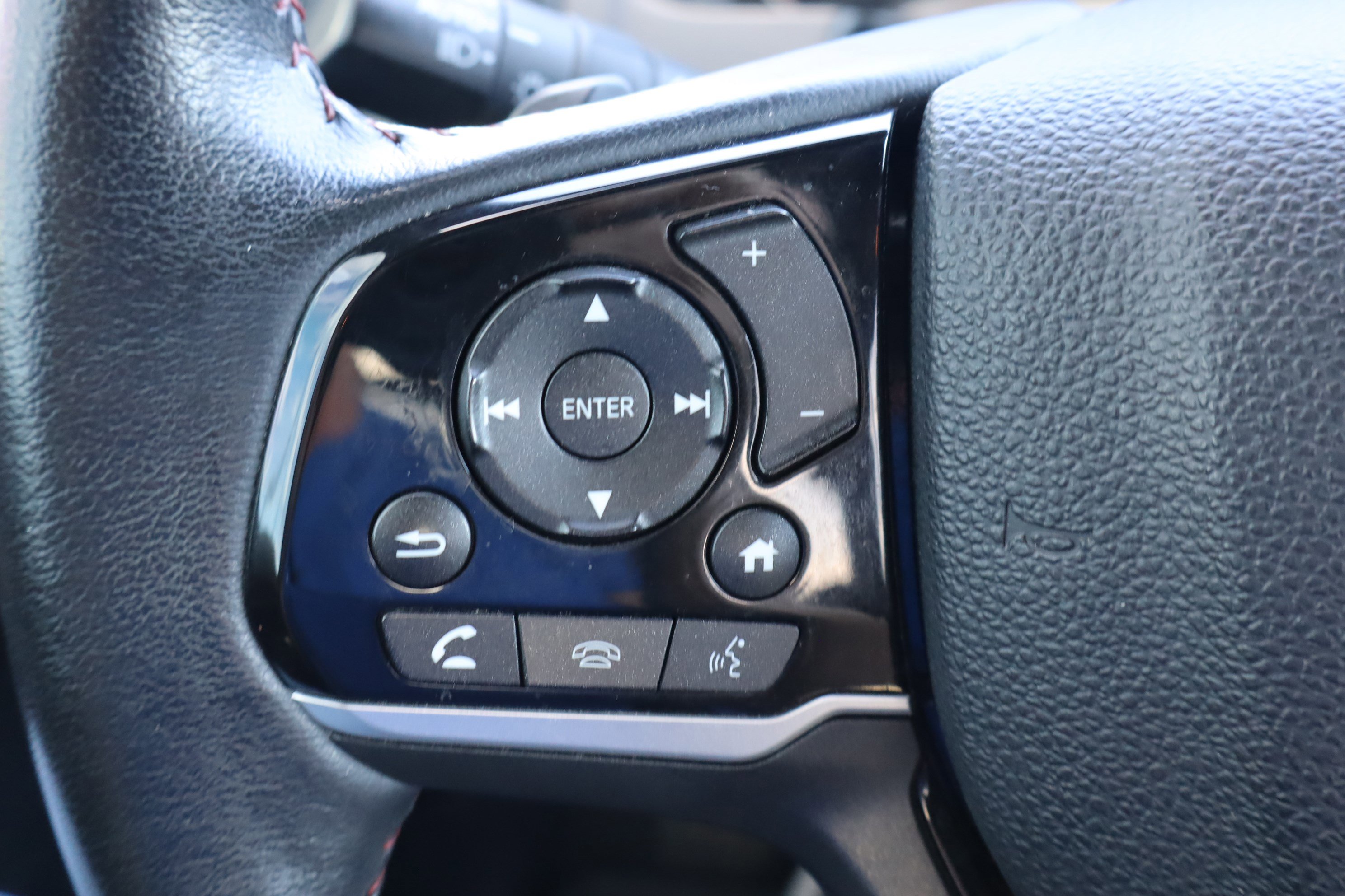 Used 2020 Honda Pilot Black Edition image 24