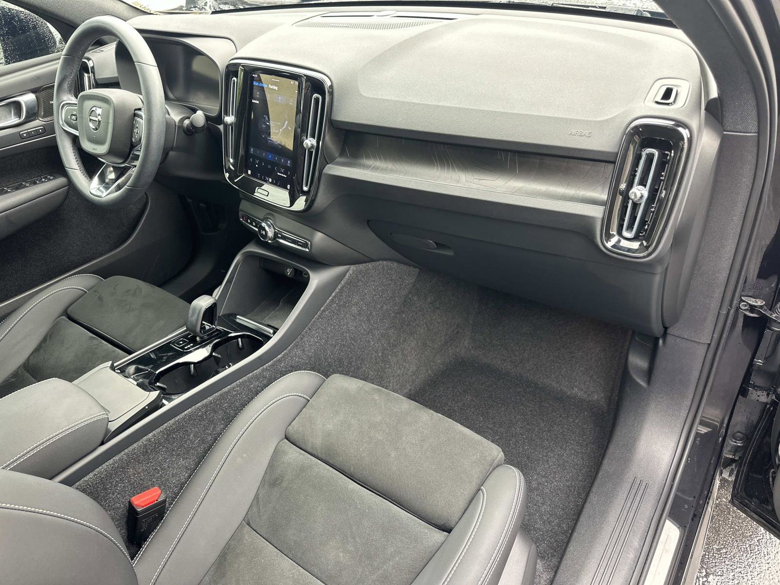 Certified 2023 Volvo C40 P8 Recharge Ultimate image 26