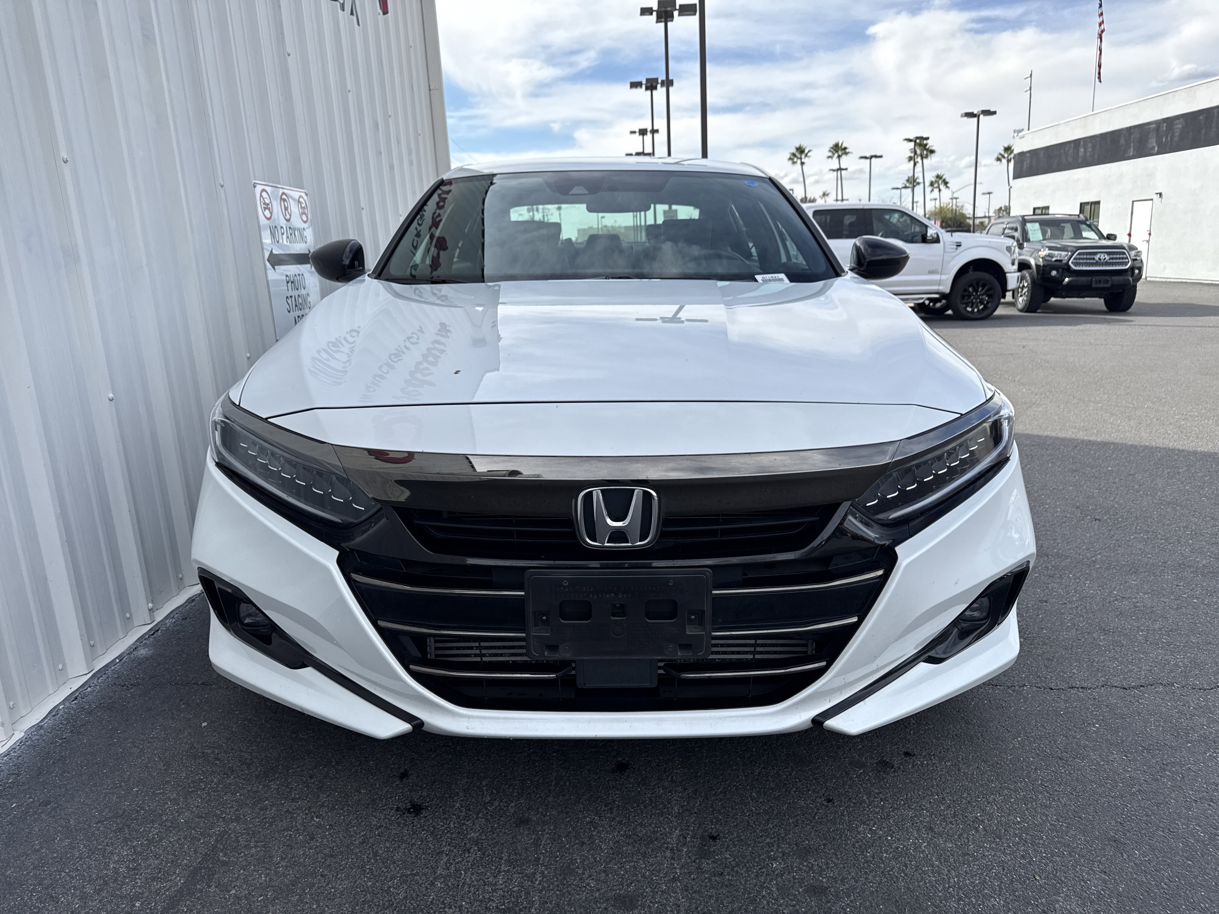Used 2022 Honda Accord Sport image 4