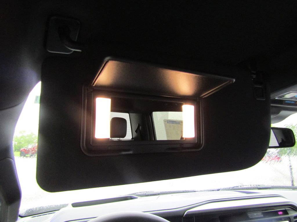 New 2025 Ford F150 Lariat w/ Equipment Group 502A High image 46