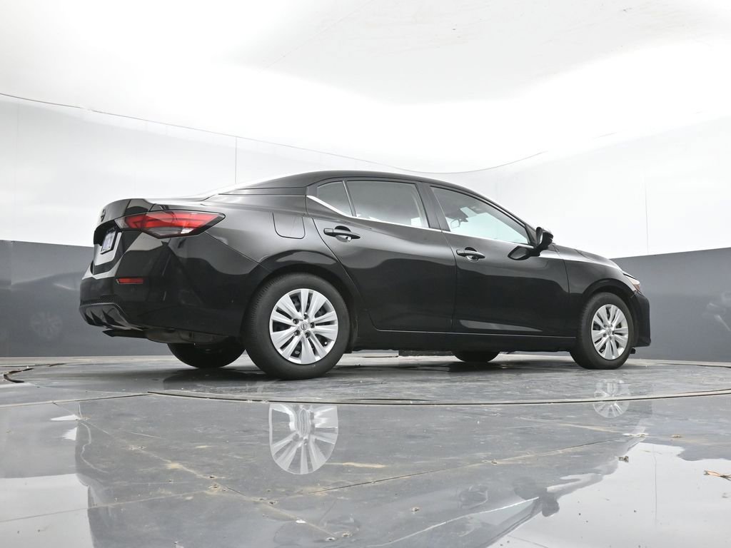Used 2025 Nissan Sentra S image 41