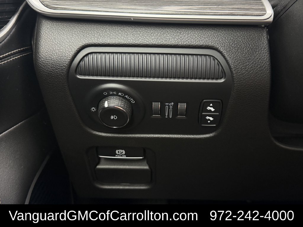 Used 2022 Jeep Wagoneer Series II w/ Premium Group I AWD/4WD image 24