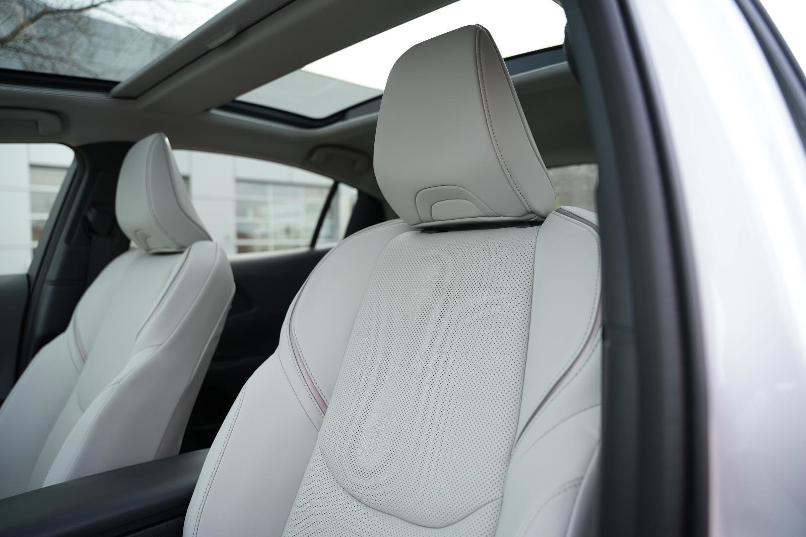 New 2026 Toyota Prius XLE image 17