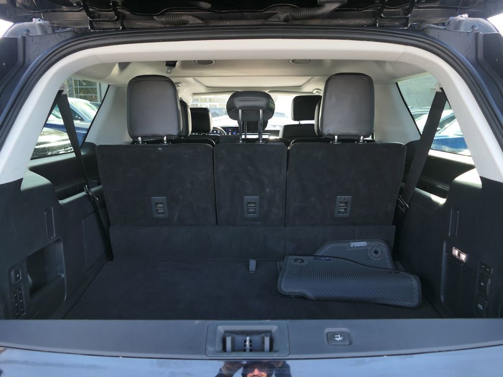 Used 2025 Ford Expedition Max Platinum AWD/4WD image 24