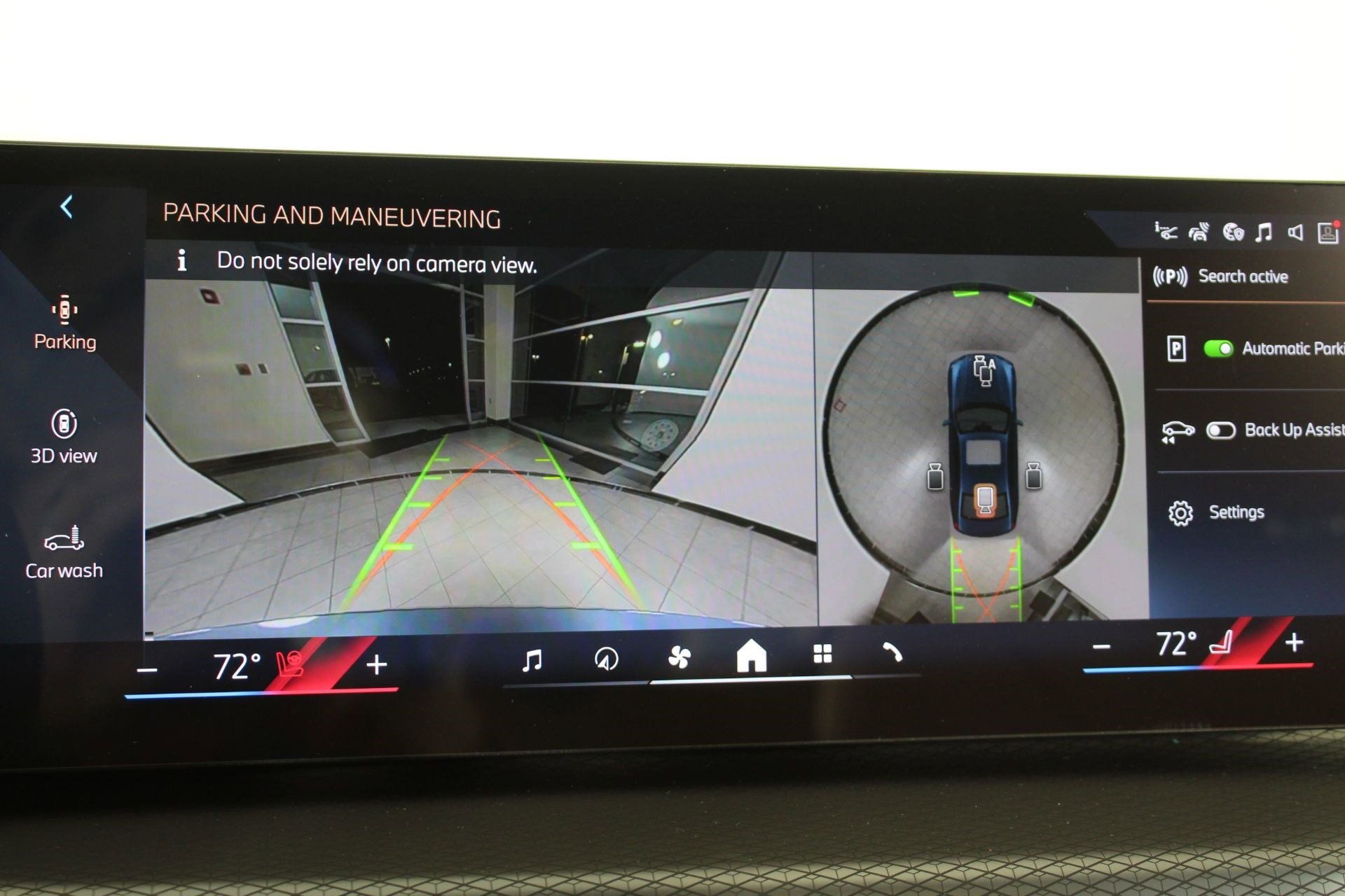 New 2026 BMW 330i Sedan w/ Premium Package RWD image 32