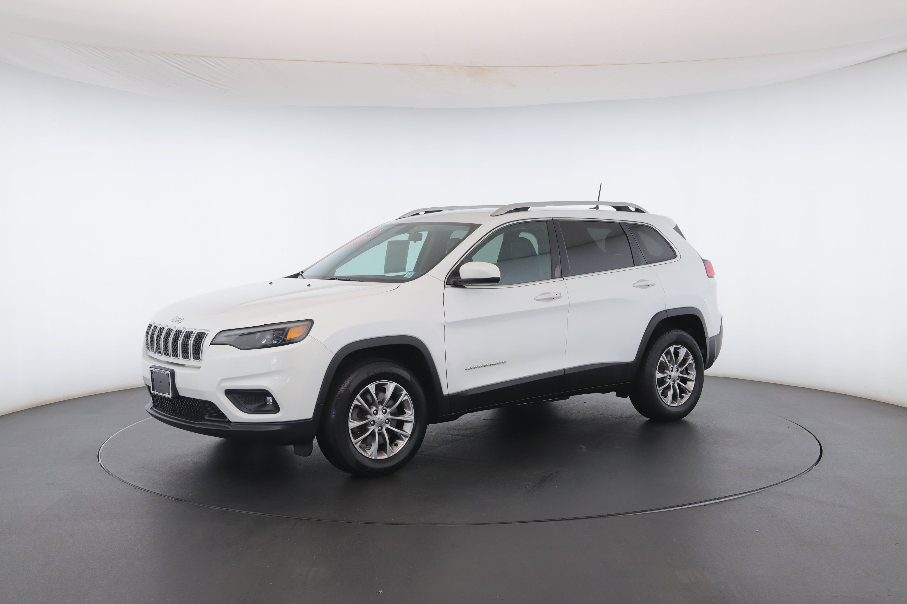 Used 2019 Jeep Cherokee Latitude Plus image 37