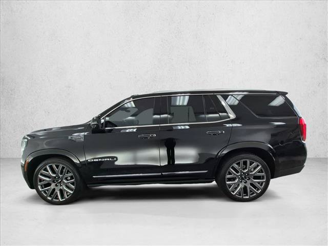 Used 2025 GMC Yukon Denali Ultimate AWD/4WD image 9