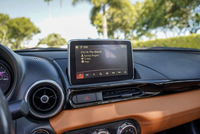 Used 2020 FIAT 124 Spider Lusso RWD image 41