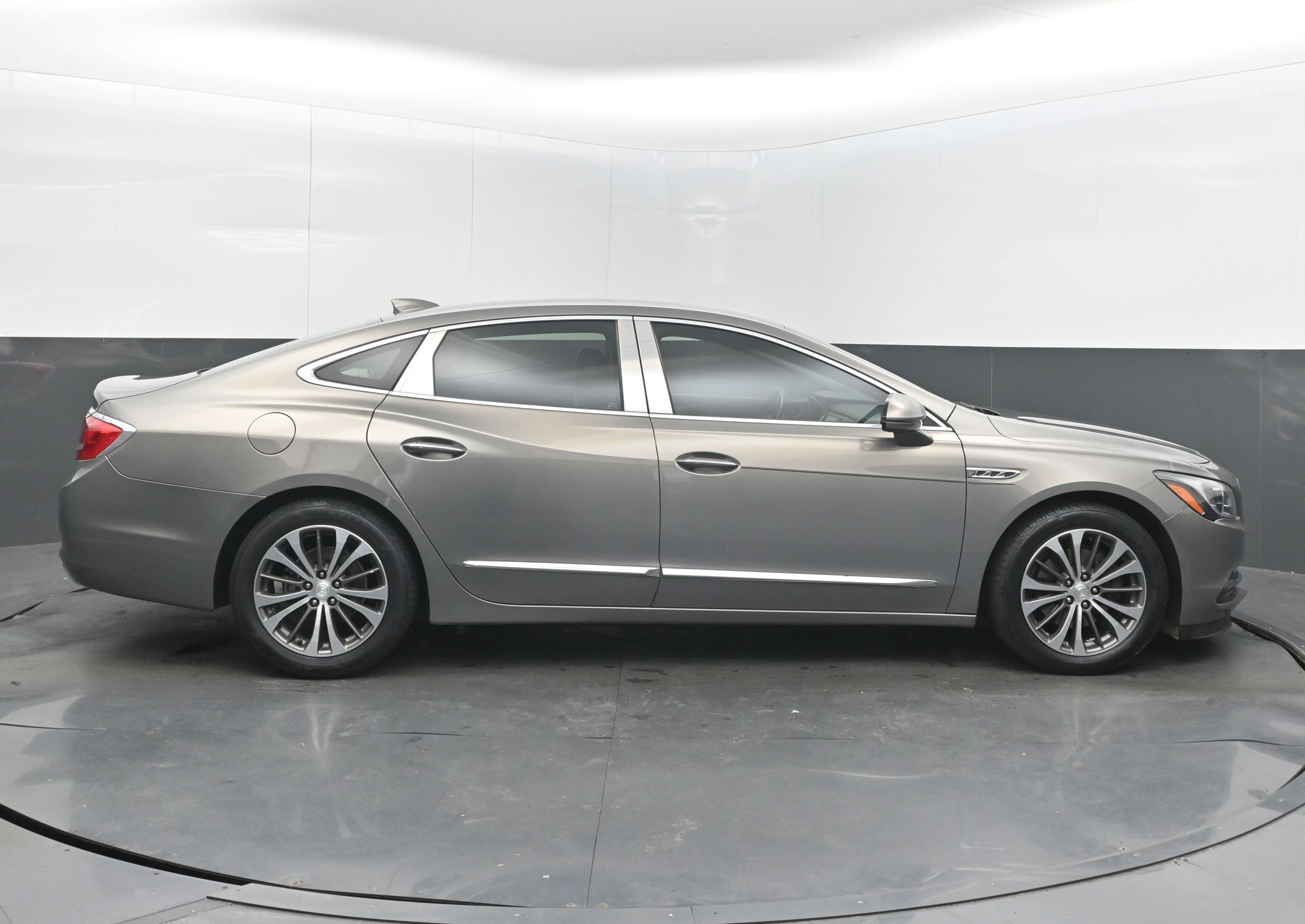 Used 2017 Buick LaCrosse Essence w/ Sights and Sounds Package FWD image 10