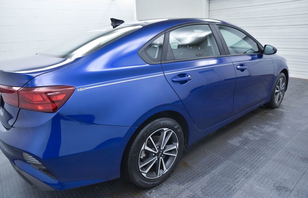 Used 2023 Kia Forte LXS image 8