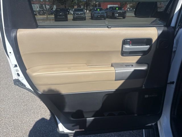 Used 2016 Toyota Sequoia Limited w/ Safety & Convenience Package image 21