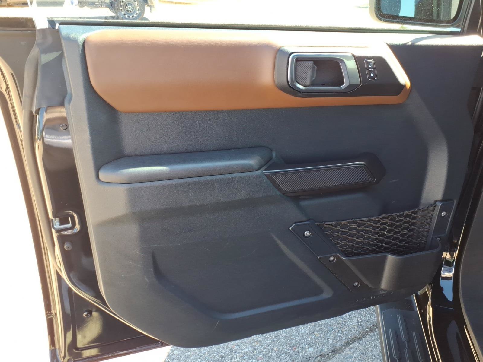 Certified 2024 Ford Bronco Outer Banks AWD/4WD image 15