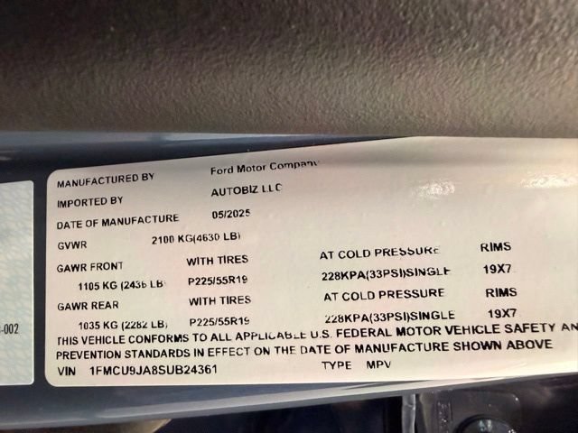 Used 2025 Ford Escape Platinum AWD/4WD image 51
