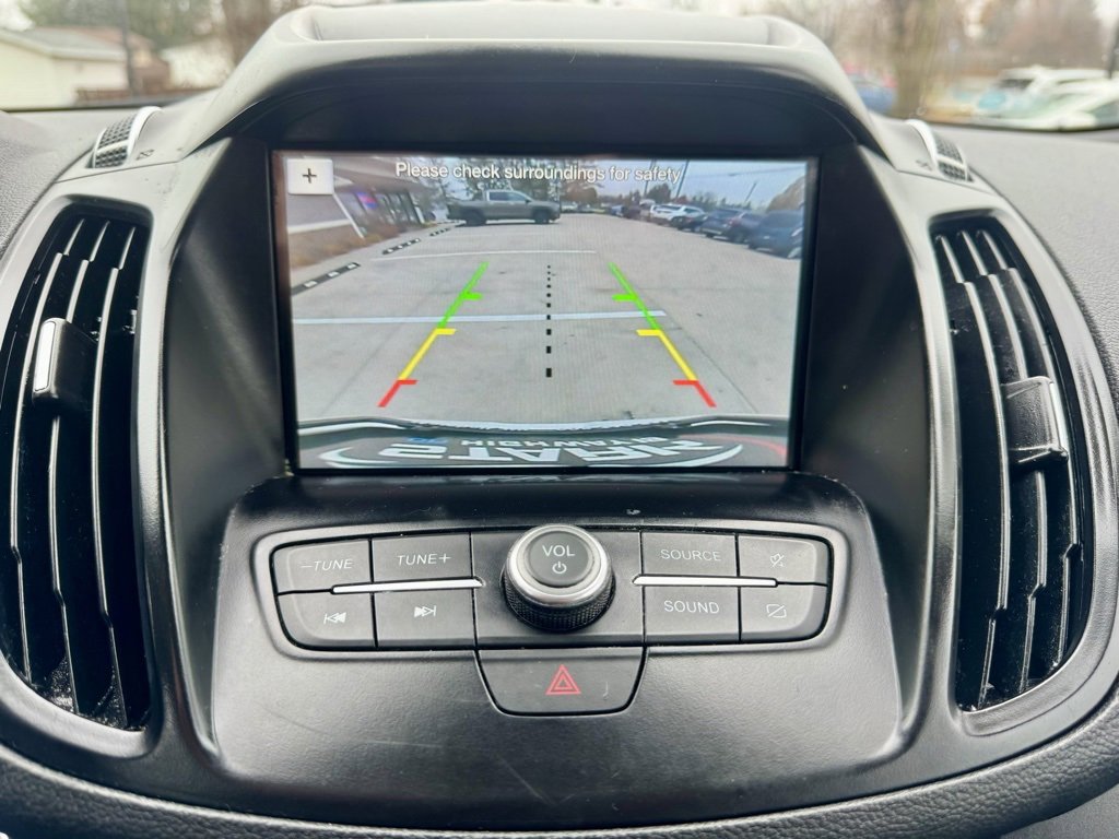 Used 2019 Ford Escape SE image 28