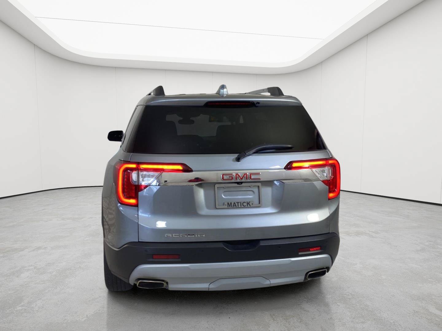 Certified 2023 GMC Acadia SLT w/ LPO, Floor Liner Package FWD image 5