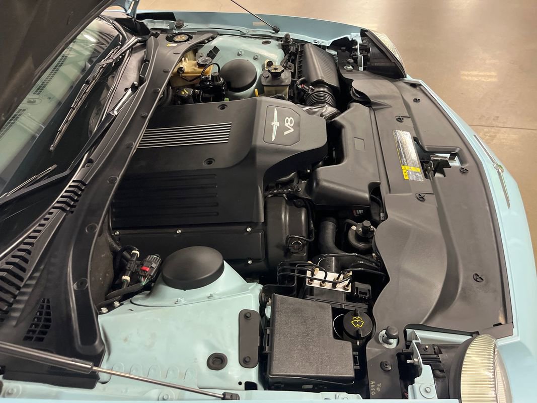 Used 2003 Ford Thunderbird image 75